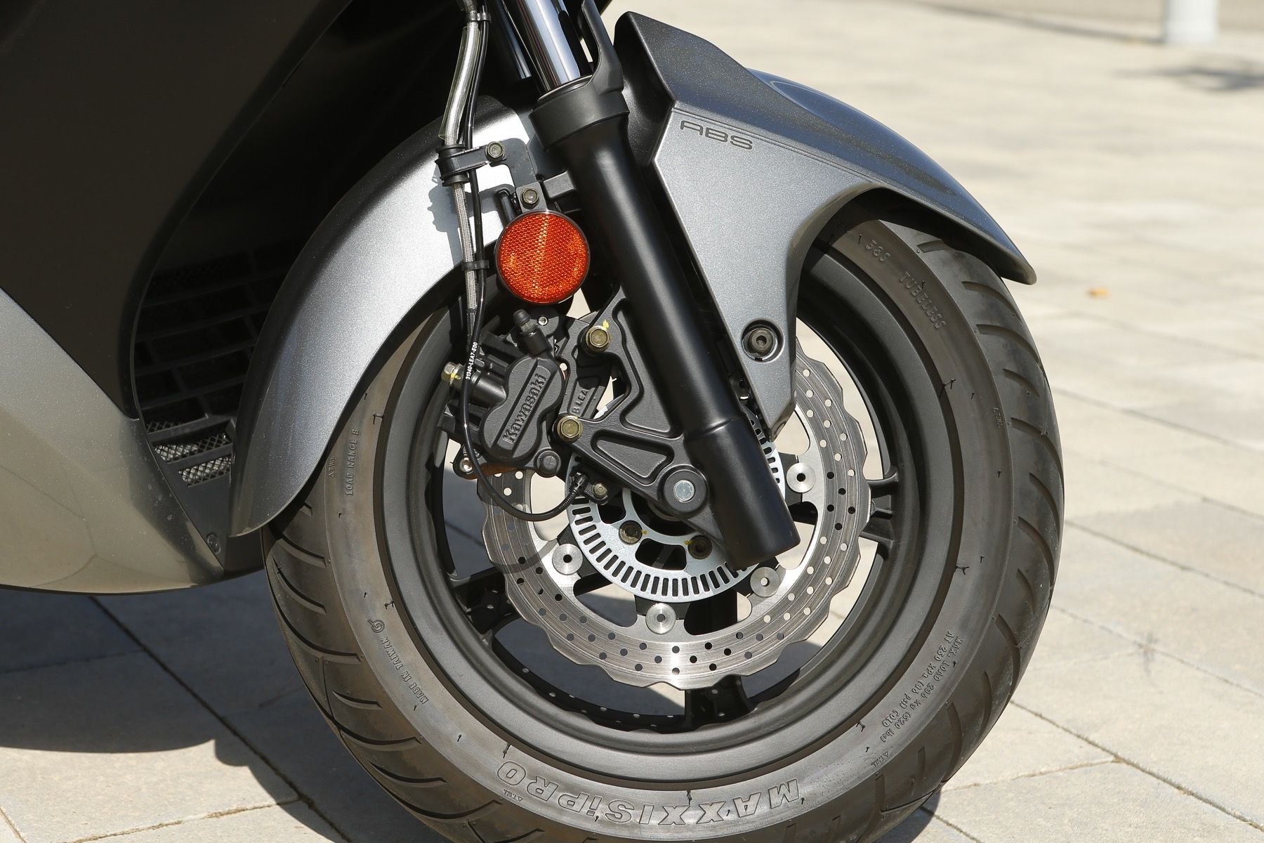 Galería Comparativa Scooters 300