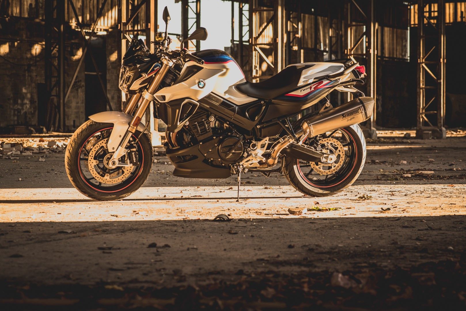 BMW F 800 R Akrapovic. Fotos