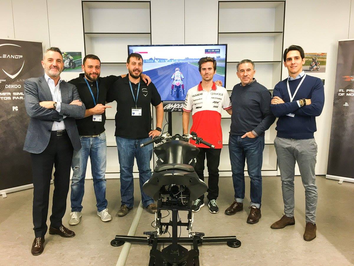 LeanGP, el simulador de motociclismo en casa