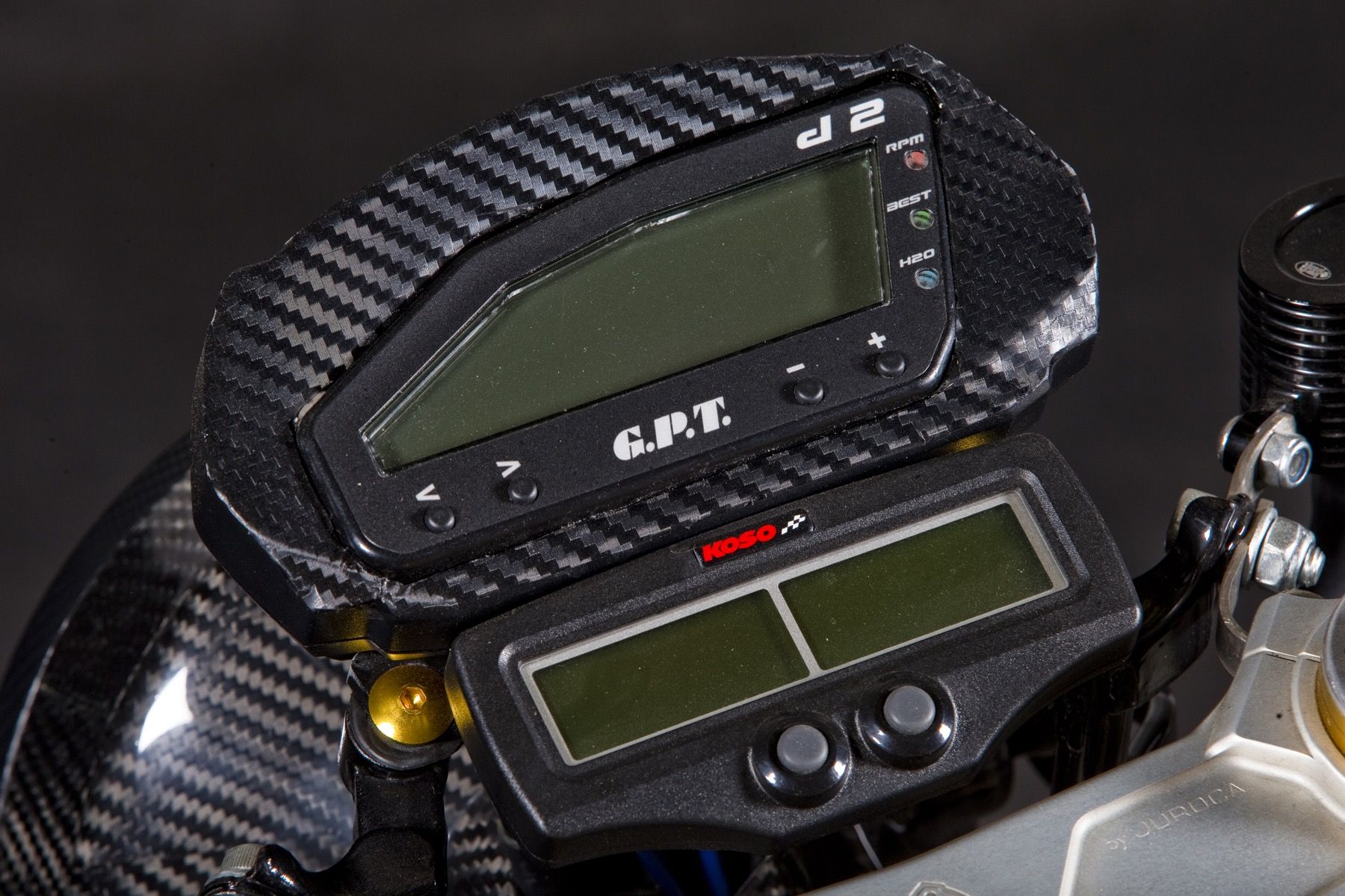 Yamaha RD350 "Crazy Carbon"