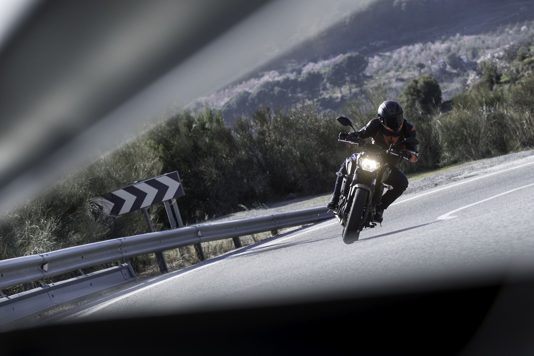 Probamos la Yamaha MT-07 2018