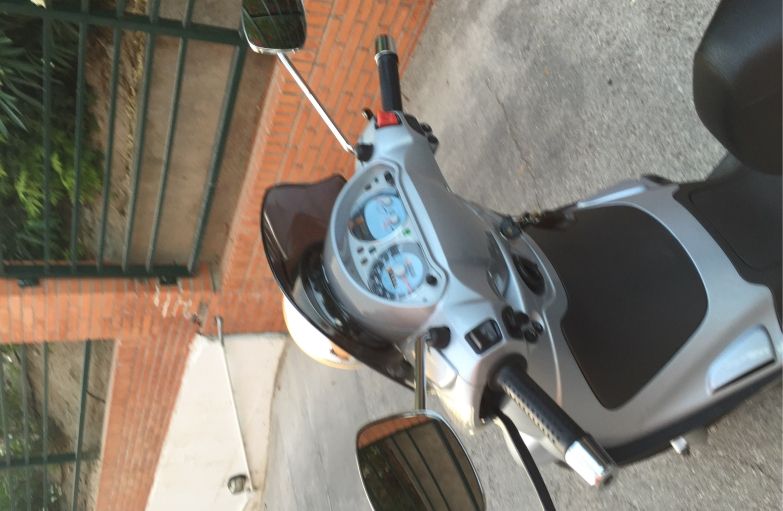 Piaggio Beverly 500