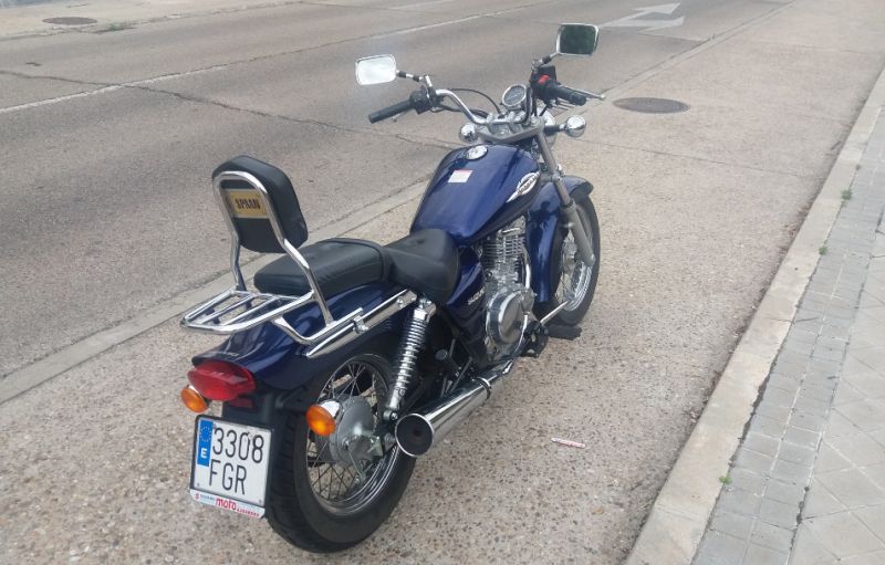 Suzuki Marauder GZ 250