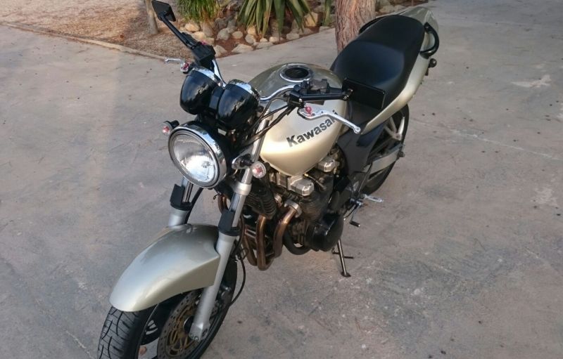 Kawasaki ZR-7