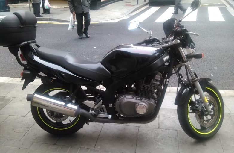 Suzuki GS 500