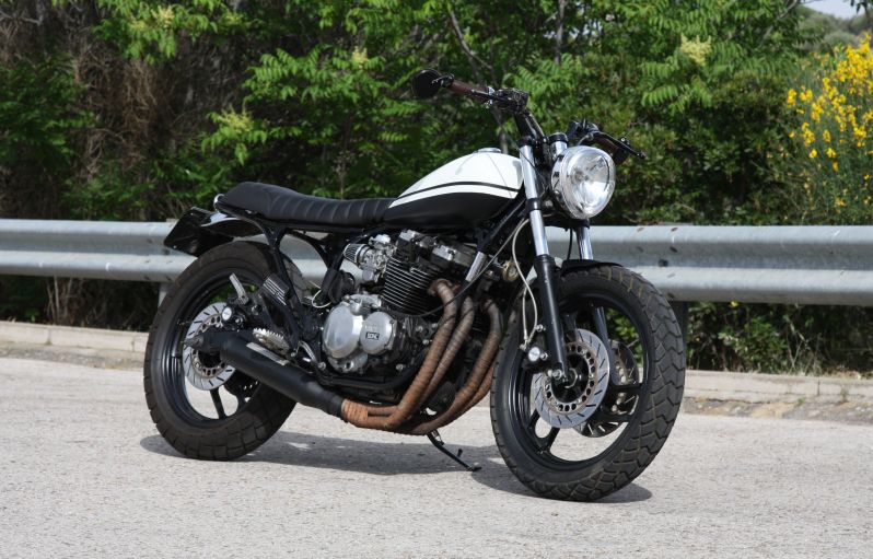 Yamaha XJ 600