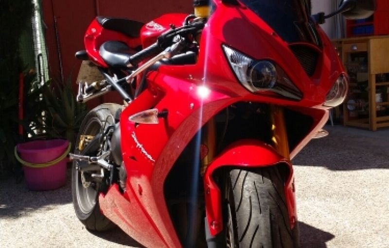 Triumph Daytona 675