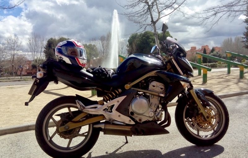 Kawasaki ER-6n