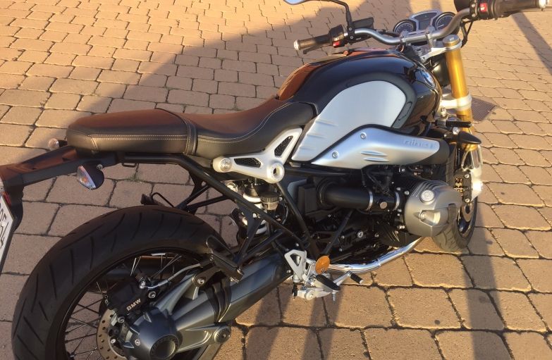 BMW R nineT