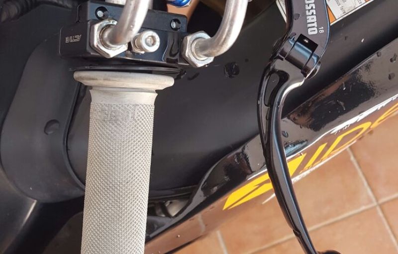 Suzuki GSR 600