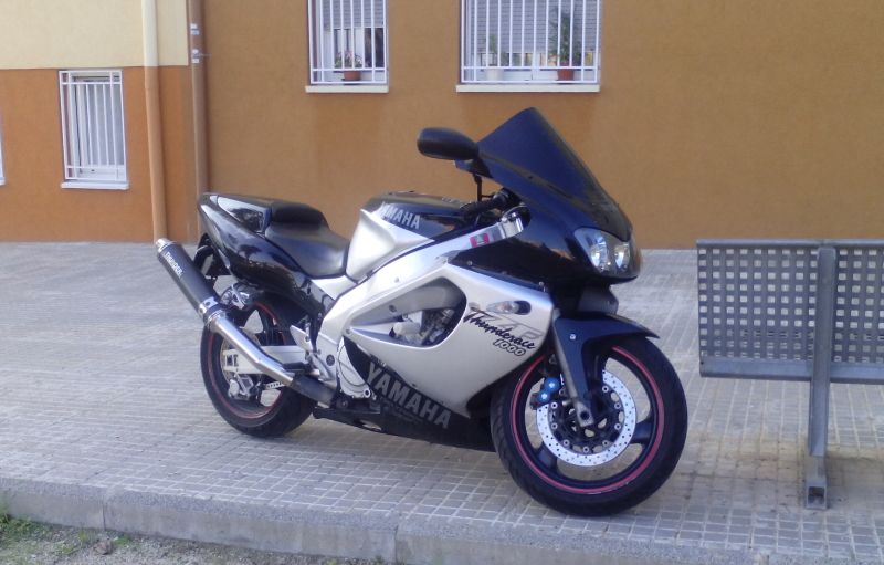 Yamaha YZF 1000 R Thunderace