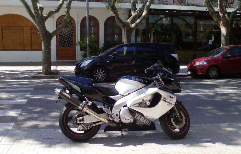 Yamaha YZF 1000 R Thunderace