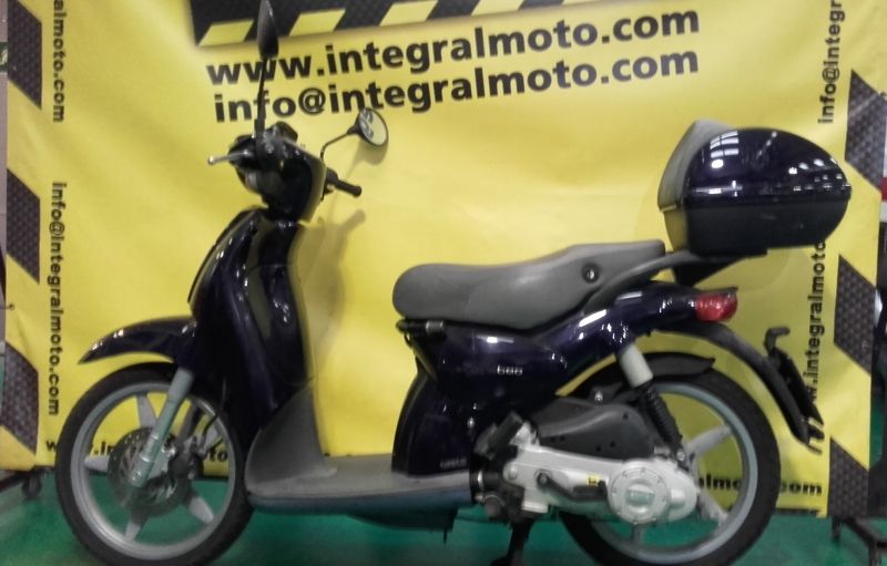 Aprilia Scarabeo 100