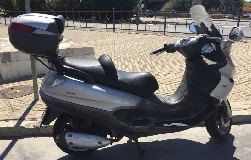 Piaggio X9 250