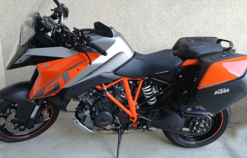 KTM 1290 Super Duke GT