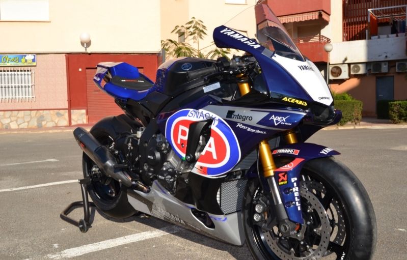 Yamaha YZF-R1