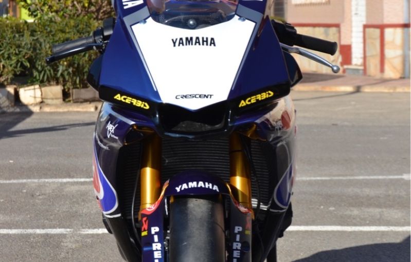 Yamaha YZF-R1