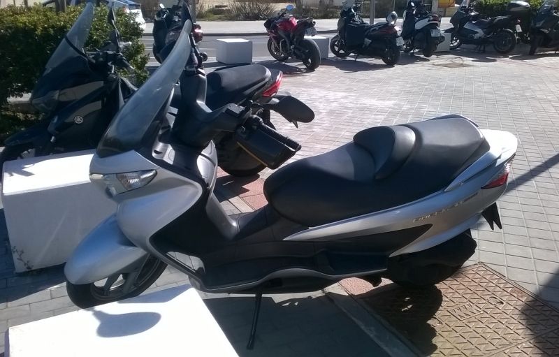 Suzuki Burgman 200