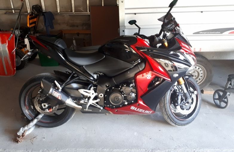 Suzuki GSX-S1000F