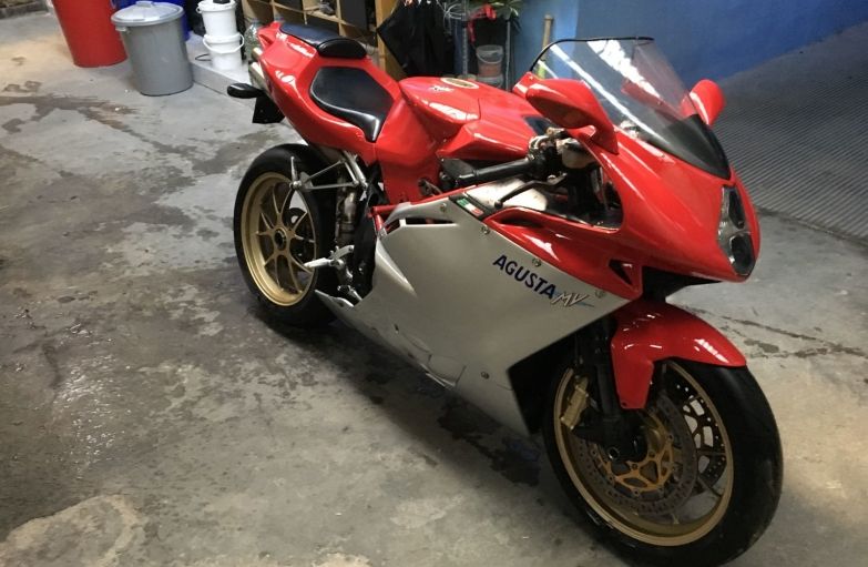 MV Agusta F4 1000