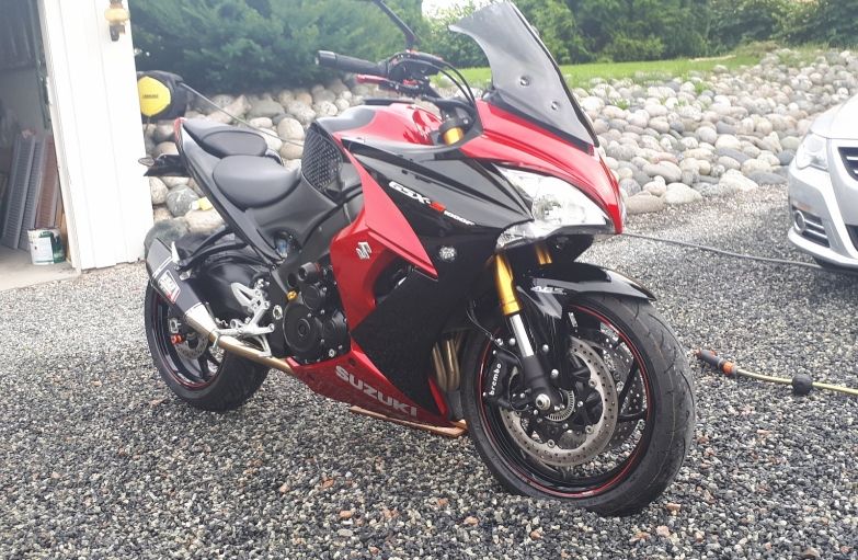 Suzuki GSX-S1000F