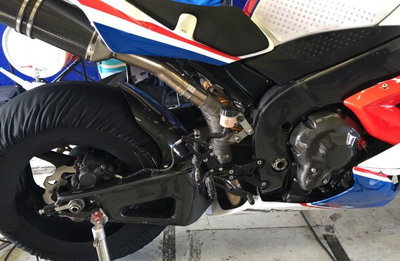 Yamaha YZF-R1