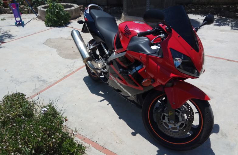 Honda CBR 600 F