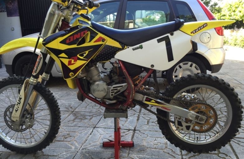 Suzuki RM-85L