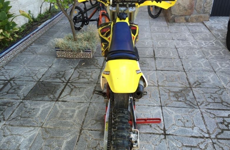Suzuki RM-85L