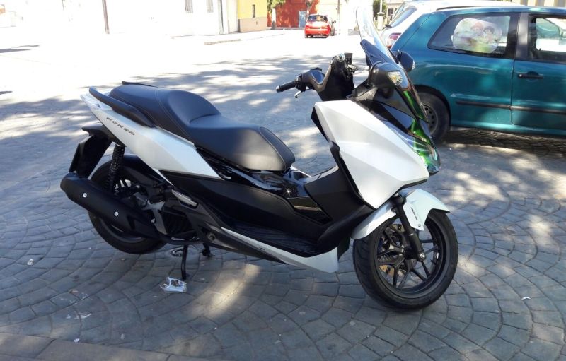 Honda Forza 125
