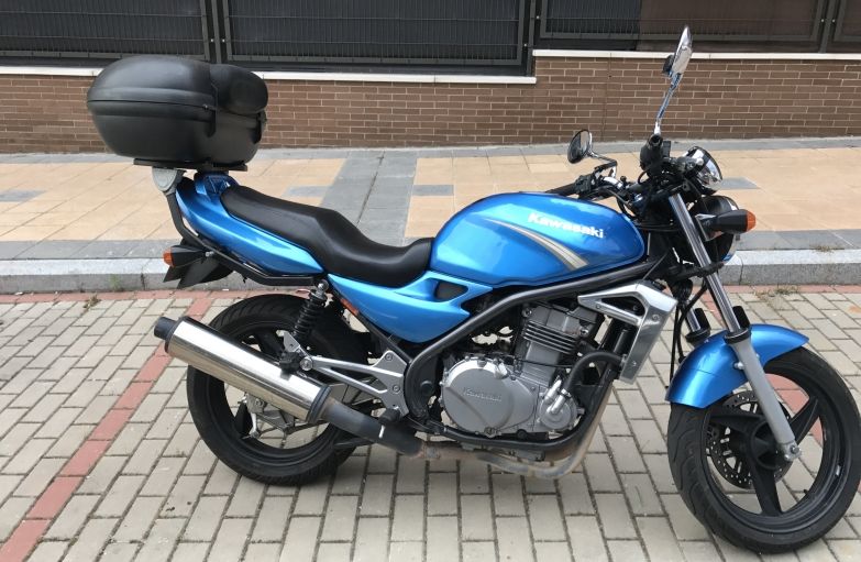 Kawasaki ER-5