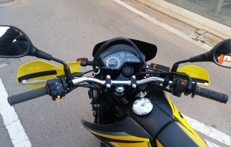 Suzuki DR 125 SM