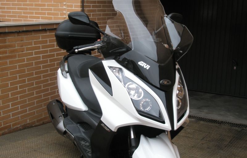 Kymco Superdink 300i