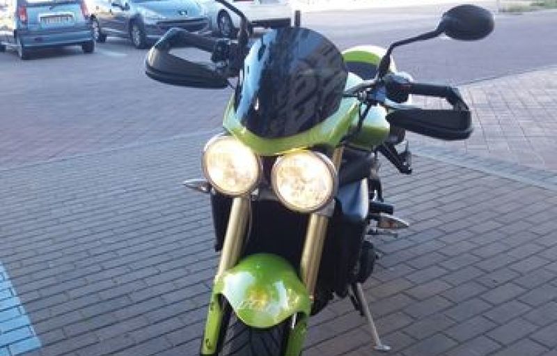 Triumph Street Triple