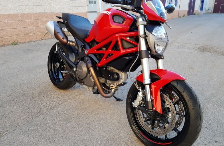 Ducati Monster 796