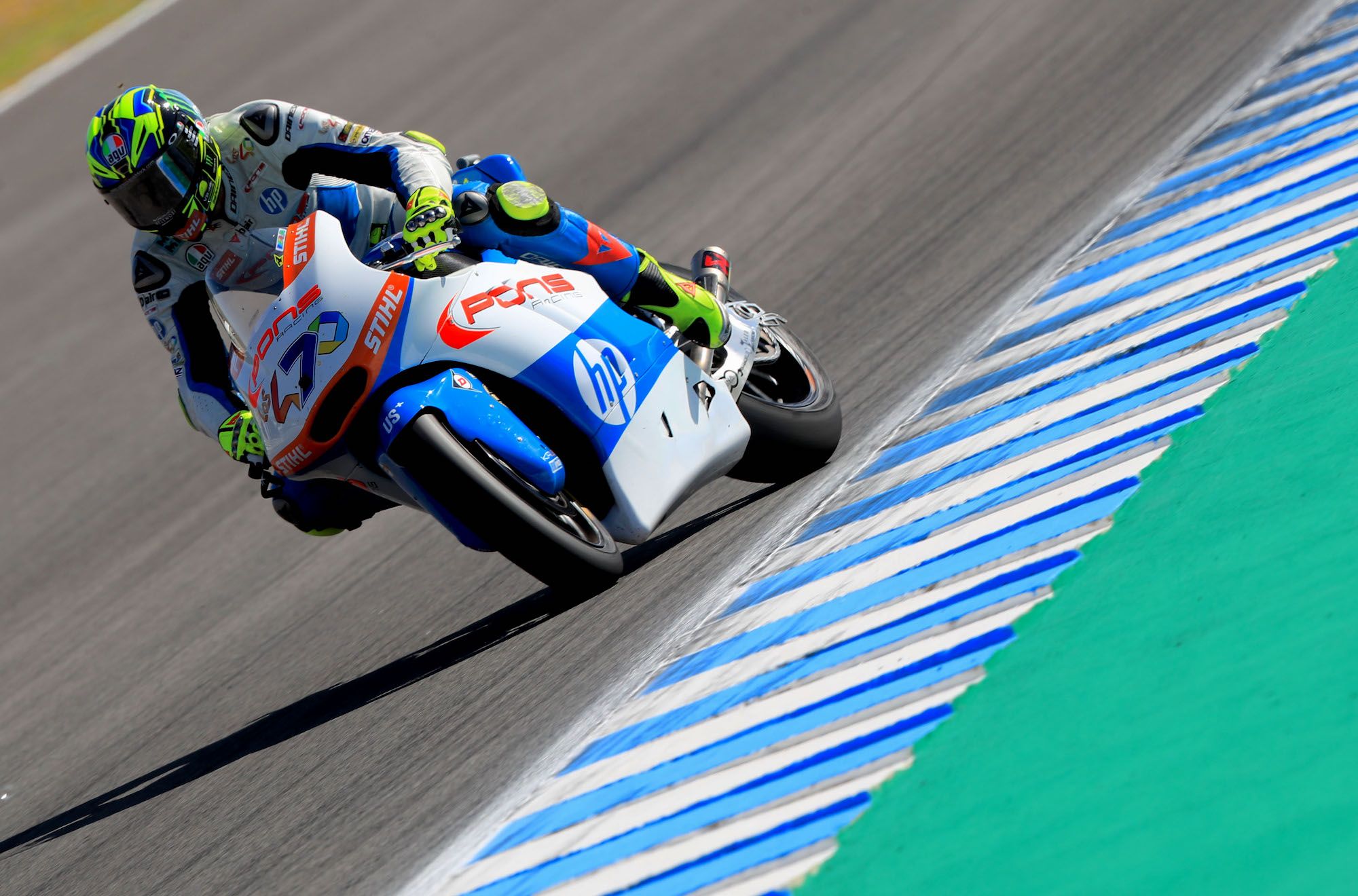 Lorenzo Baldassarri vuelve a saborear la victoria en Moto2, falló Álex Márquez