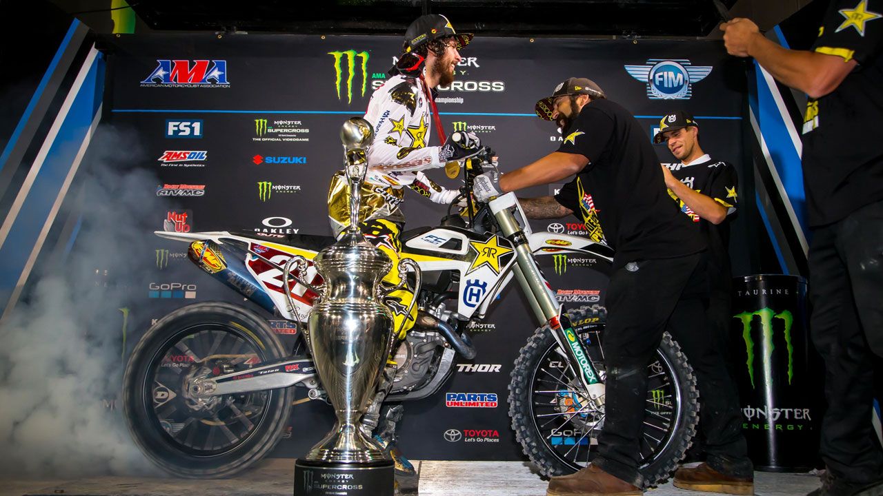 Jason Anderson consigue su primer título en el Supercross USA 450