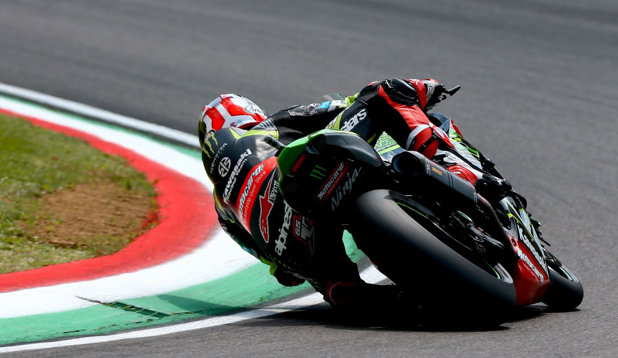 Jonathan Rea firma un día épico: ya alcanza dos récords históricos