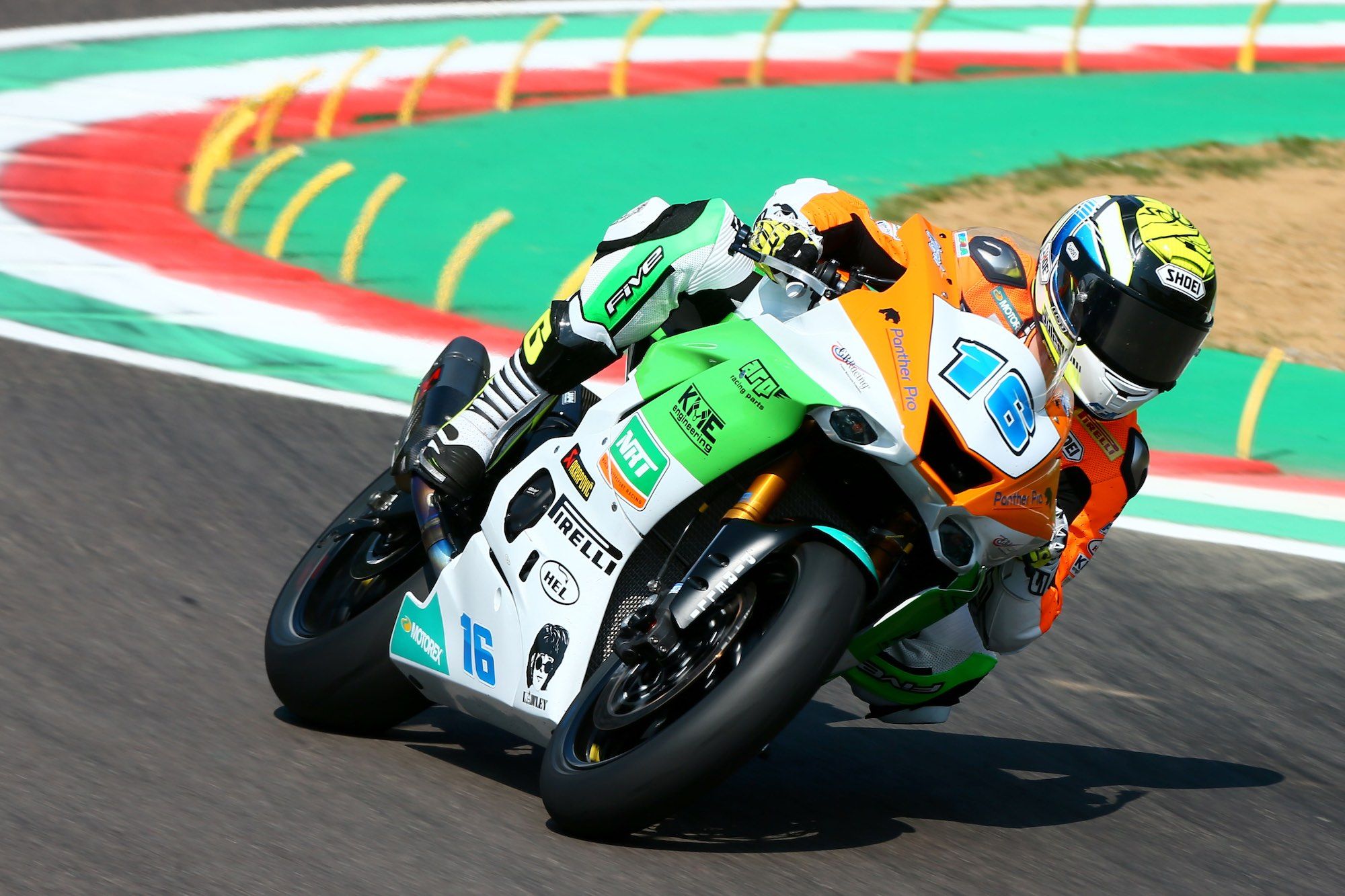 Jules Cluzel domina Imola en una carrera sin Kenan Sofuoglu