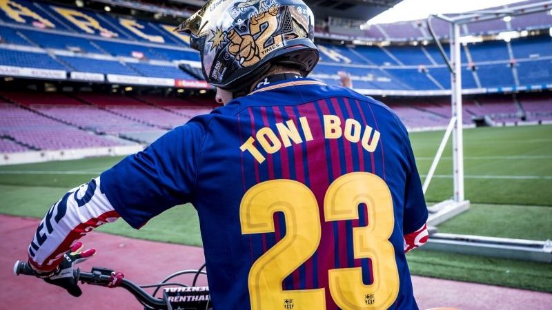 Toni Bou en el Camp Nou