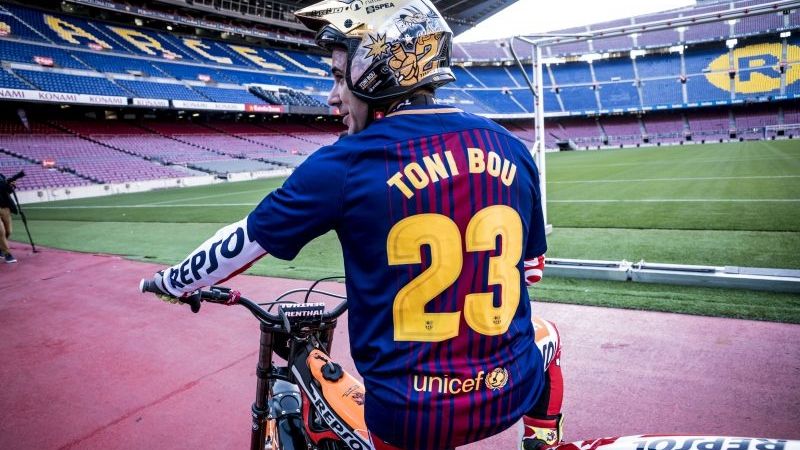 Toni Bou en el Camp Nou