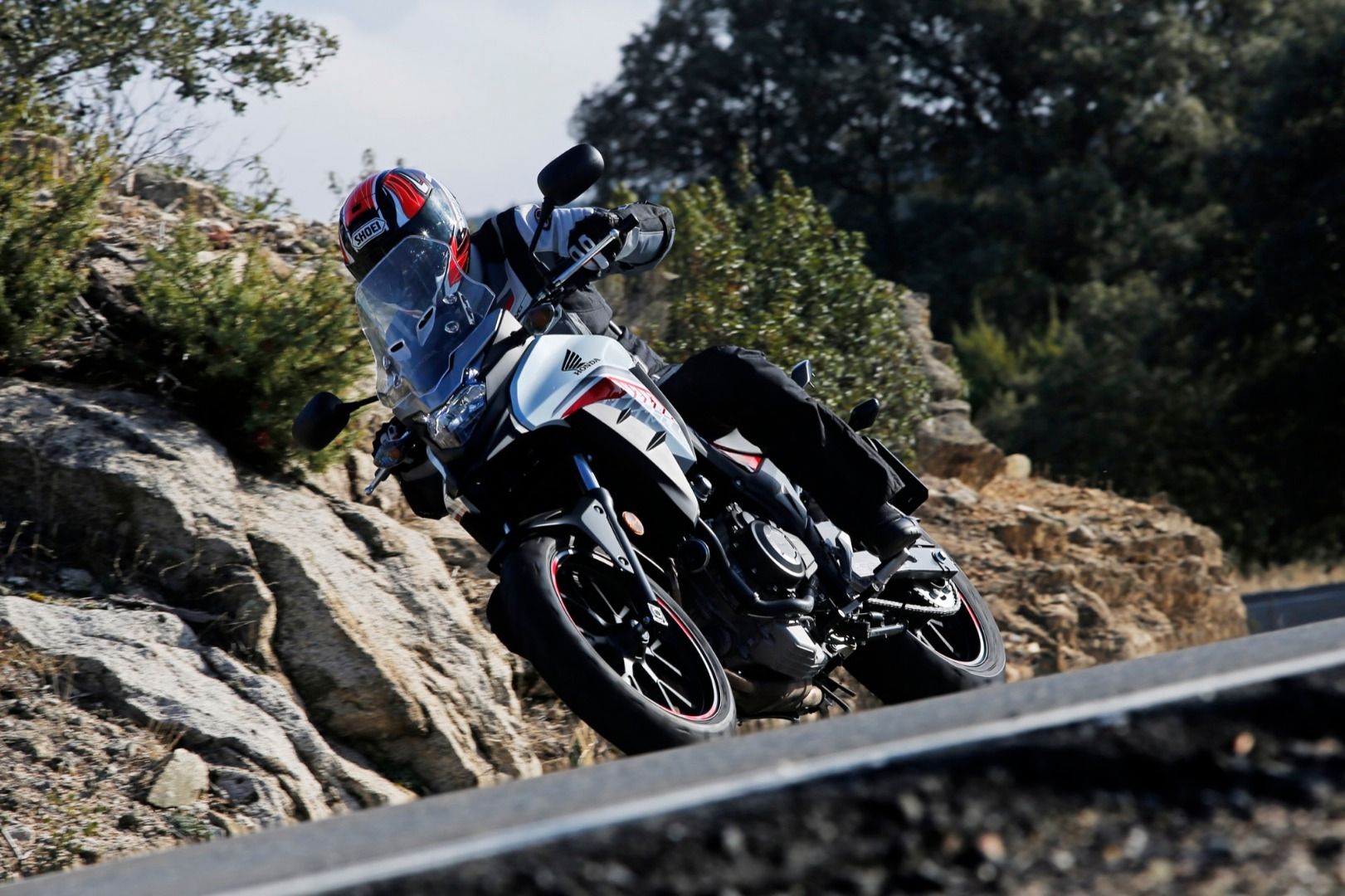 Comparativa Honda CB500X vs Benelli TRK 502