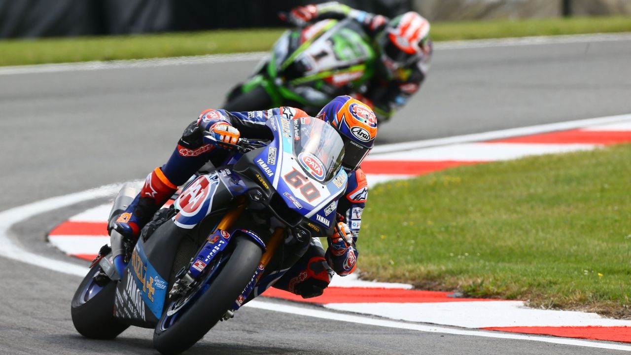 Michael van der Mark devuelve a Yamaha la victoria en Superbike seis años después