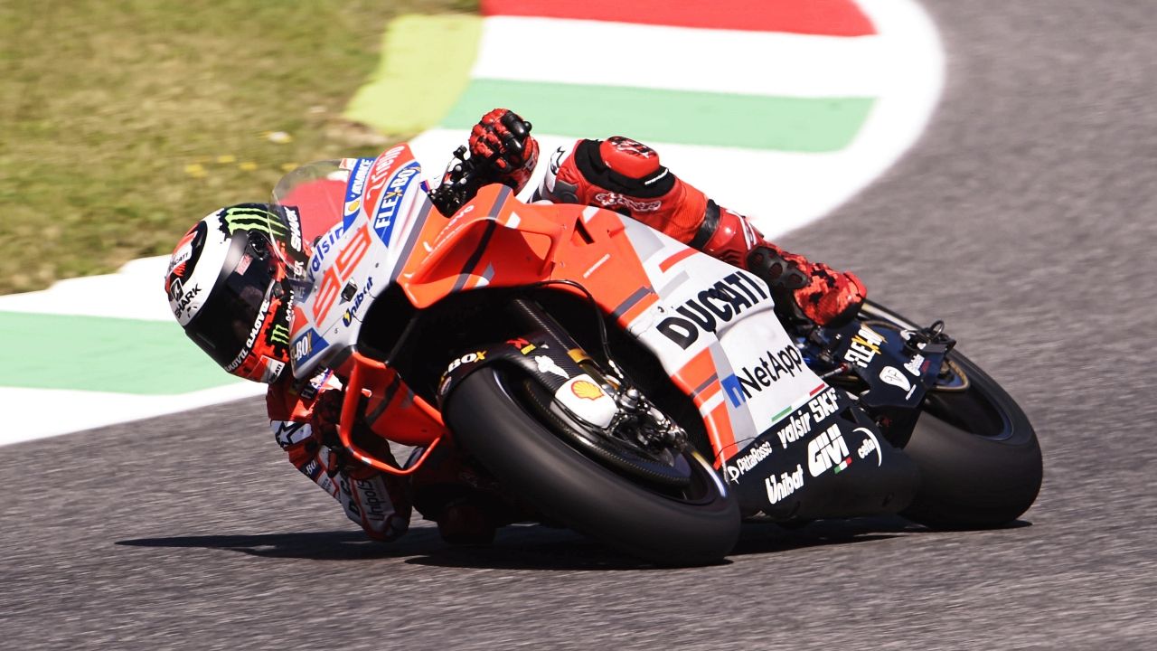 Jorge Lorenzo gana con Ducati en Mugello, podio de Valentino Rossi y cero de Marc Márquez