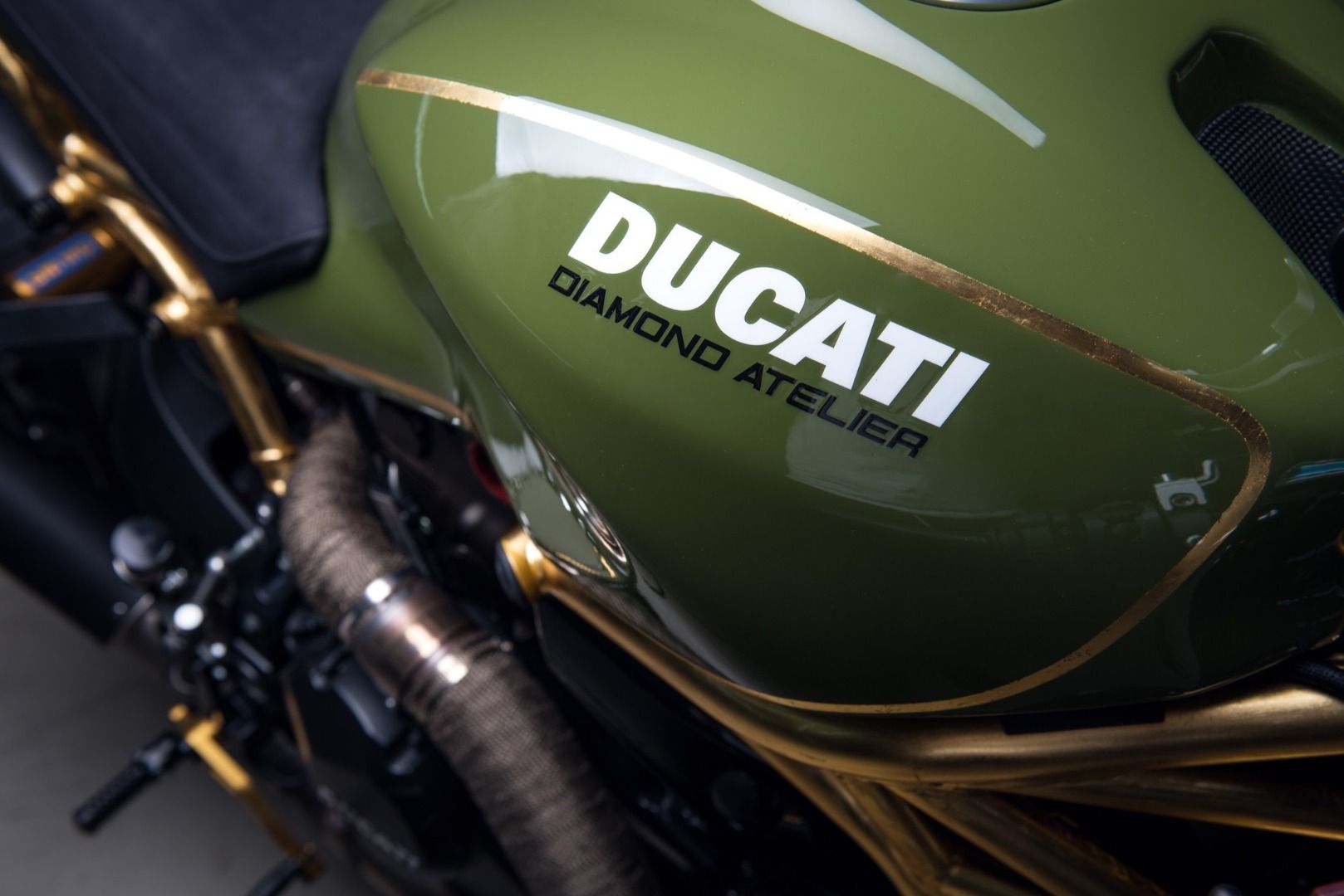 Ducati Monster DA#15, oro de 24K para la Monster
