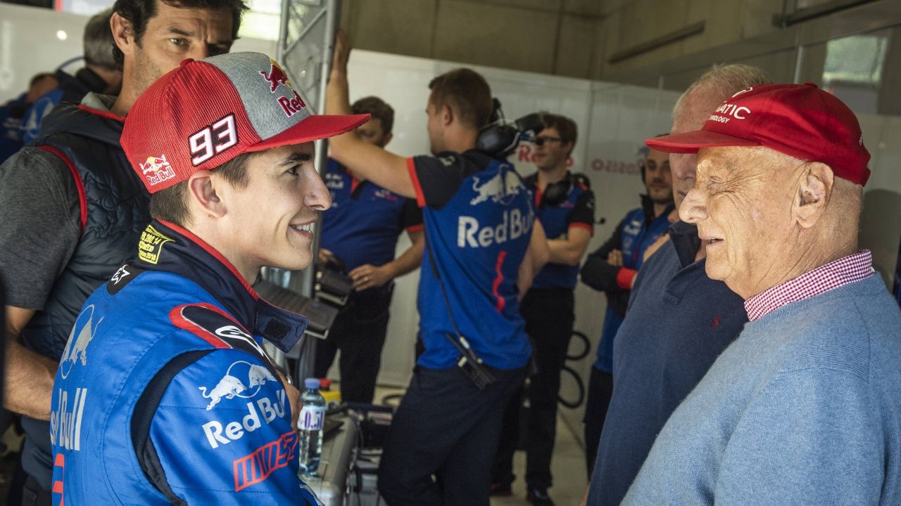 Marc Márquez en el Toro Rosso de Fórmula 1