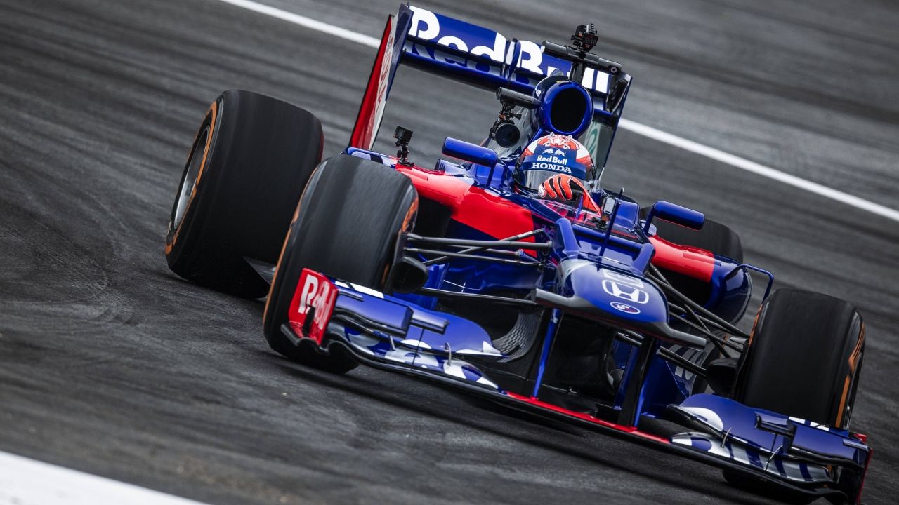 Marc Márquez en el Toro Rosso de Fórmula 1