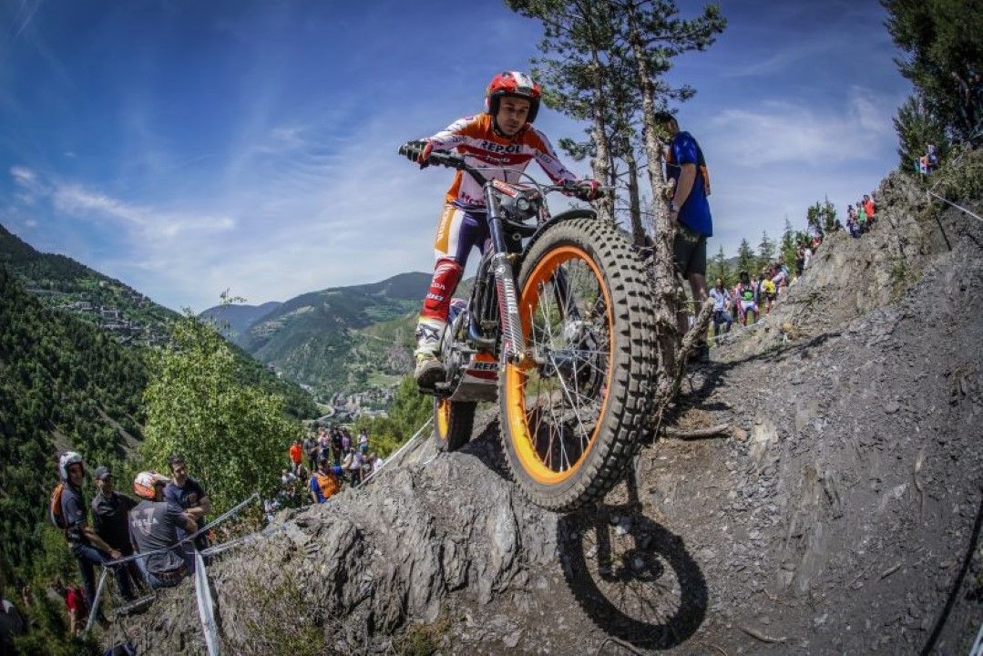 Toni Bou a un paso de su victoria número 100 en el Mundial de Trial