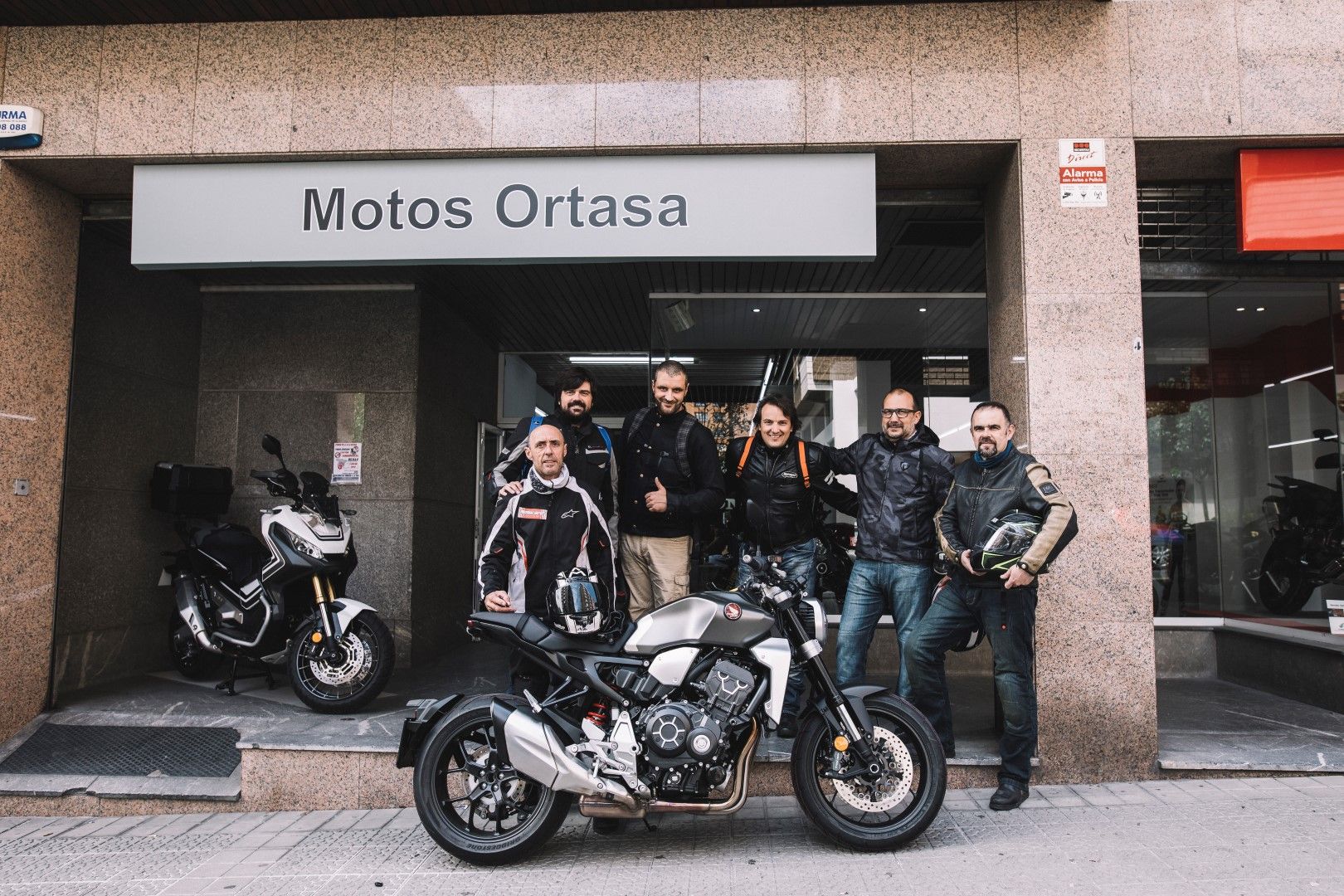Wheels and waves 2018