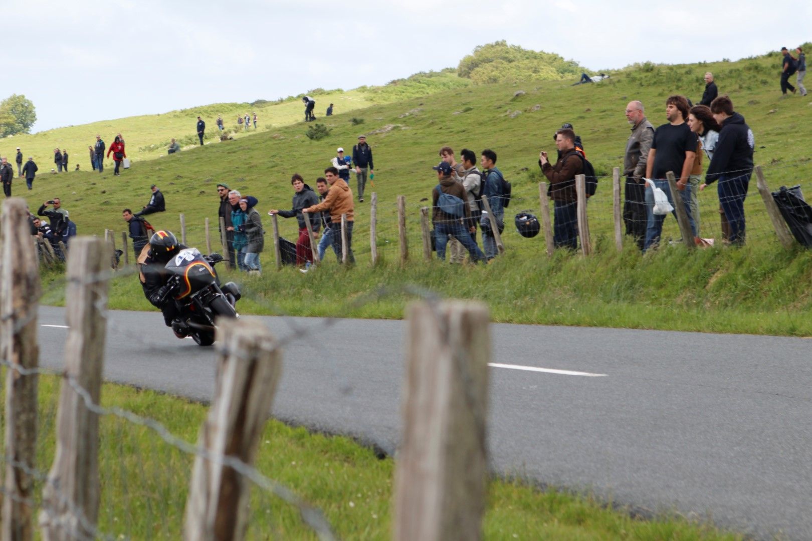 Wheels and waves 2018